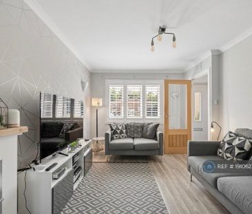 2 bedroom terraced house to rent - Photo 1