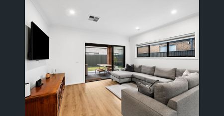 Stylish 4-Bedroom Home with Space, Comfort & Convenience in a Sought-After Estate - Photo 2