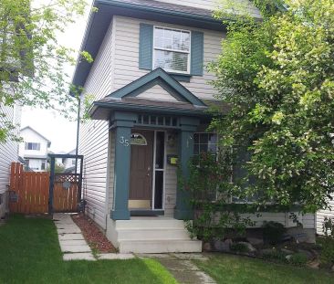 Cozy freshly painted family house in Hidden Valley — 4 Bedrooms House - Photo 1