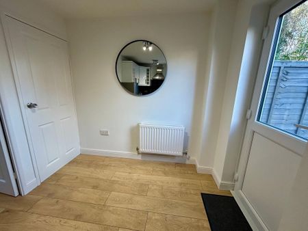2 bedroom terraced house to rent - Photo 5
