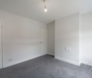 2 bedroom - Photo 6