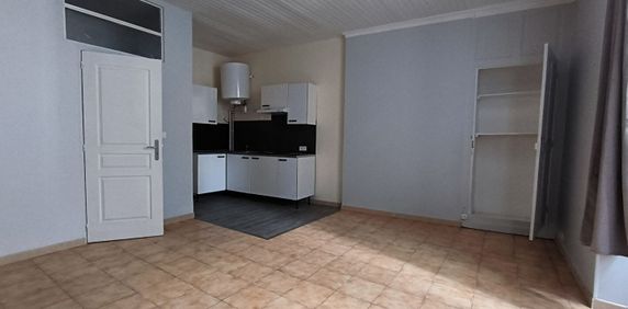 Location Appartement 1 pièce 28m² - Photo 2