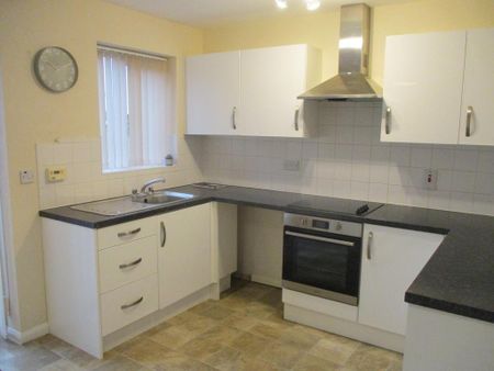 2 bedroom townhouse to rent - Photo 4