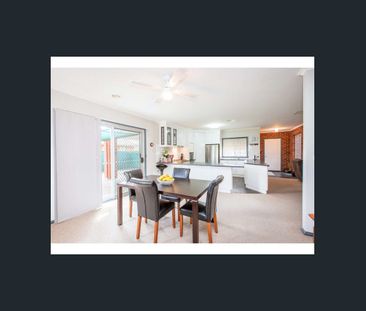 Modern Home with plenty of space! - Photo 6