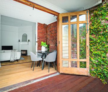 33 York Street, Prahran VIC 3181 - House For Rent | Domain - Photo 1