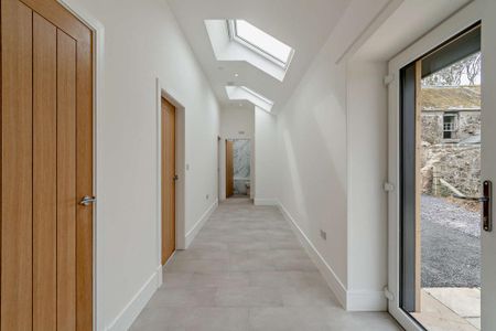 2 bedroom bungalow to rent - Photo 2
