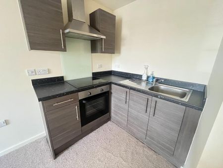 1 bedroom apartment to rent - Photo 2