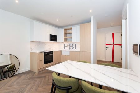 Henshaw Parade, The Hyde, NW9 6GJ - Photo 2