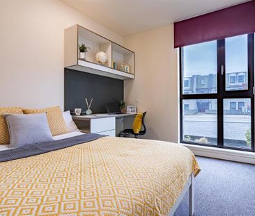 1 bedroom in a flat share to rent - Photo 6