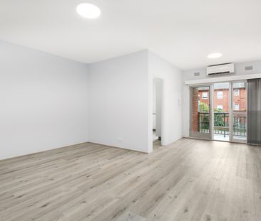 9/149-151 Russell Avenue, Dolls Point NSW 2219 - Apartment For Rent... - Photo 2