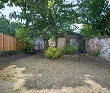 4 bedroom terraced house to rent - Photo 4