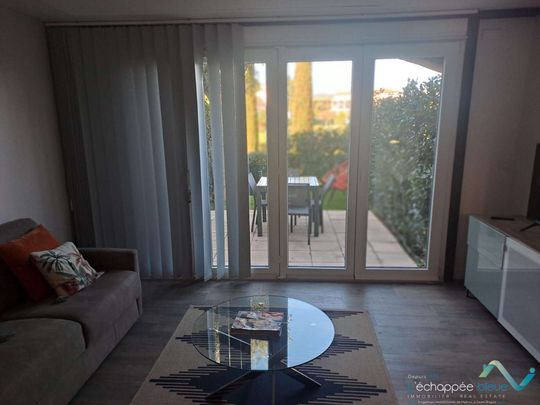 Appartement en rez de jardin pour 4 personnes avec accès plage et piscine à Gassin - Photo 1