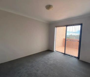 “Spacious 3 Bedroom Double-Storey Unit in the Heart of Liverpool CBD” - Photo 1