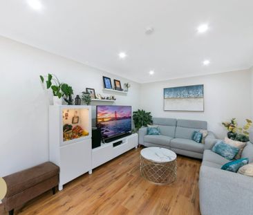 Sensational Location &vert; Minutes to Cherrybrook Metro - Photo 2