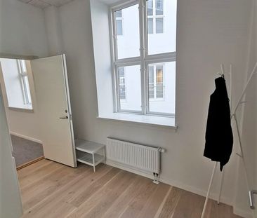 Stor, attraktiv og eksklusiv lejlighed i Odense C - Stålstræde - Photo 1