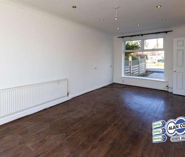 Sandringham Green, Alwoodley, LS17 - Photo 1