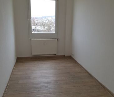 **Schöne, helle 4-Zimmer Wohnung mit Balkon im Zentrum von Plauen** - Photo 4