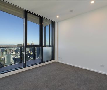 2605/560 Lonsdale Street - Photo 5
