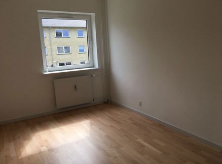 Rønnevangshusene 7, 1. th. - Photo 2