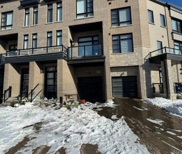 7 INVERARY CRESCENT - Photo 3