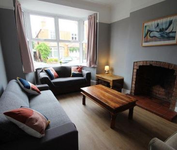 4 bedroom terraced house to rent - Photo 2