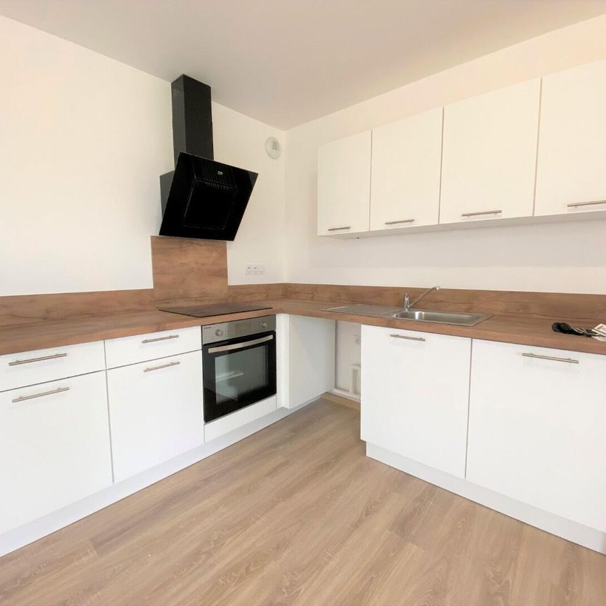 location Appartement T2 DE 48.81m² À AMIENS - Photo 1