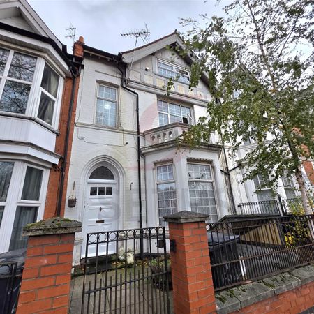 Fosse Road South, LE3, Leicester - Photo 4