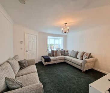3 bedroom semi-detached house to rent - Photo 1