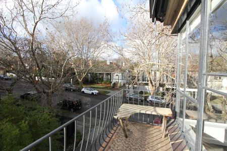 LOCATION, SIZE, NATURAL LIGHT & BALCONY - Photo 5