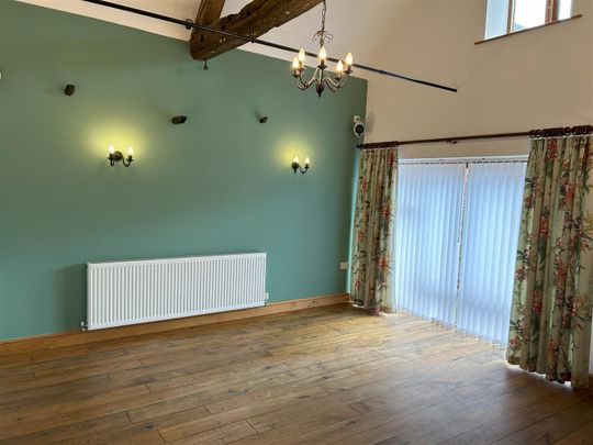 Old Toms Cottage, Lincomb - Photo 1