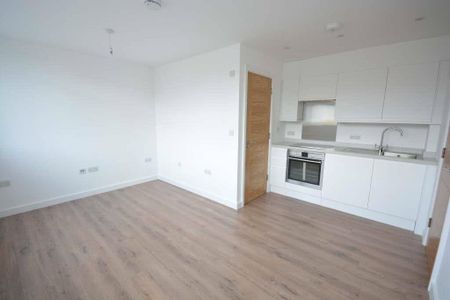 Jukes House, 85 East Street, Epsom, Surrey, KT17 1FA - Photo 5