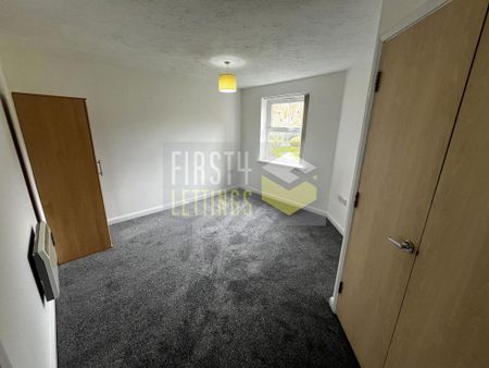 2 bedroom flat to rent - Photo 2