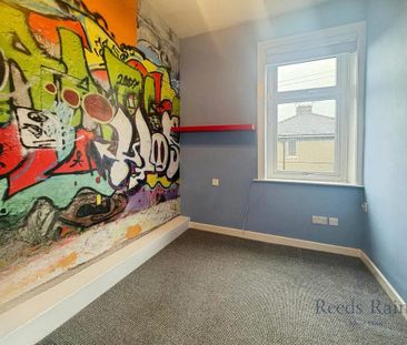 3 bedroom terraced house to rent - Photo 5