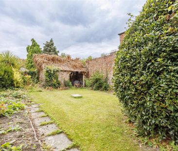 1 bedroom ground floor flat to rent - Photo 3