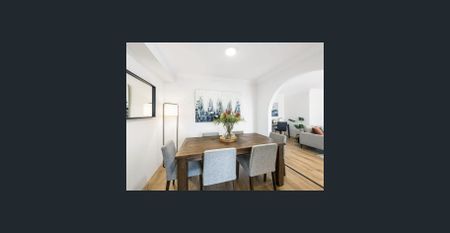 Oversized Garden Apartment - Photo 2