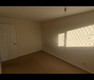 3 Bed Terraced House, Arundel Road, CV3 - Photo 3