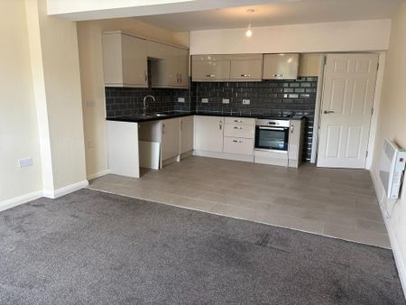 2 bedroom flat to rent - Photo 4