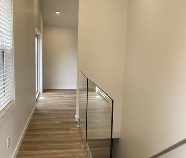 For Lease - 225 Hope Street, Port Hope, Ontario - Photo 2