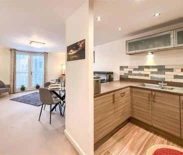 2 bedroom apartment to rent - Photo 2