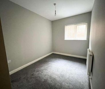 The Kingsway, Swansea, SA1 - Photo 2