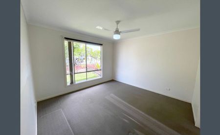 52 Ravensbourne Circuit, Waterford, QLD 4133 - Photo 4