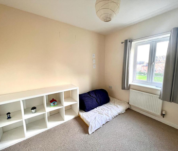 3 bedroom semi-detached house to rent - Photo 5