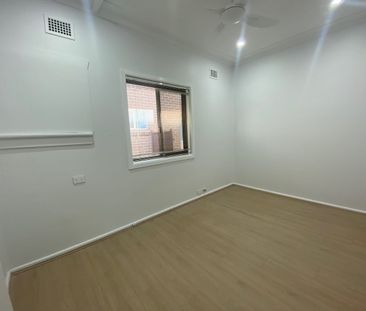 Bright & Modern 3-Bedroom Home for Rent in Colyton !! Perfect for F... - Photo 3