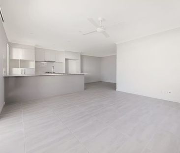 1/13 Canary Street, Ripley - Photo 6