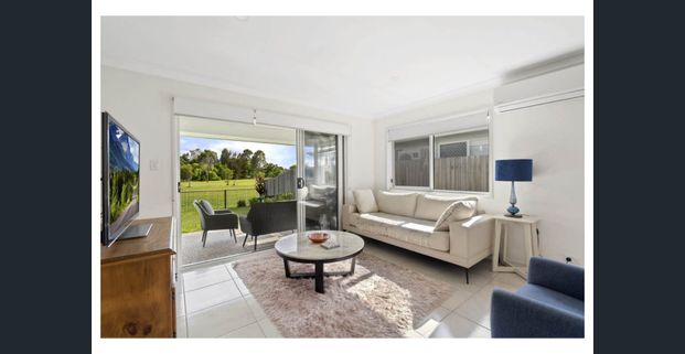 Perfect Location! Modern 2-Bedroom Duplex With Aircon & Outdoor Patio - Photo 1