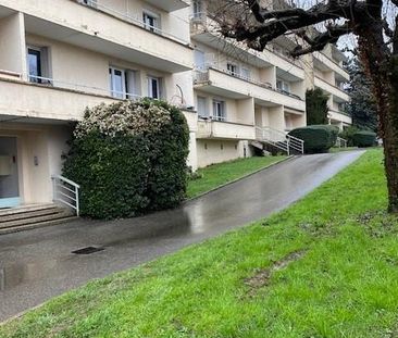 Location Appartement 5 pièces 75m² LA VOULTE SUR RHONE 07800 - Photo 5