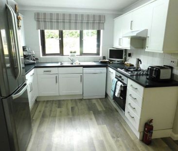 Mill Rise, Robertsbridge - £1,995pcm - Photo 5