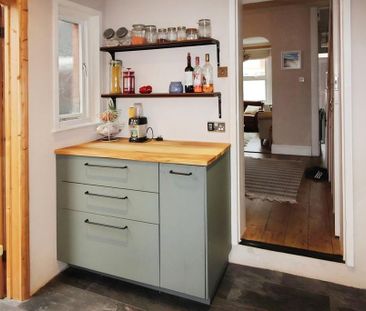 2 bedroom terraced house to rent - Photo 4