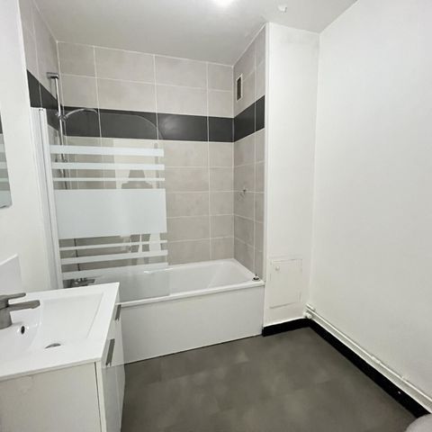 appartement à louer 1 pièce - 33,69 m2 CHARTRES - 28 - Photo 1