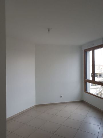 Location appartement 3 pièces, 70.06m², Bry-sur-Marne - Photo 2